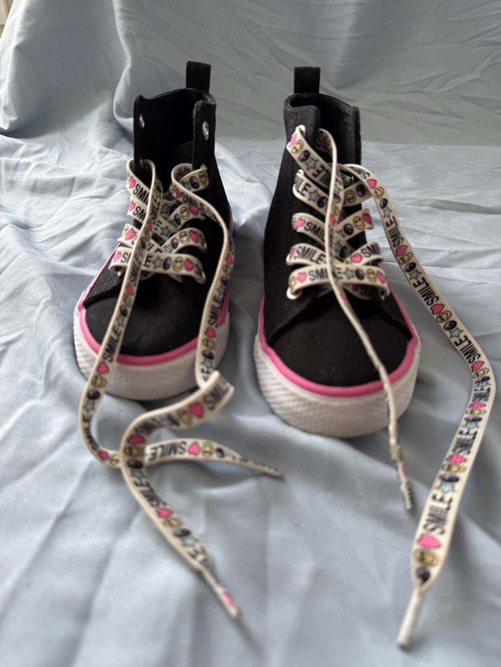 Girls Glitter Happy Face High Top Sneakers - BLACK